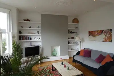 Image de Appartement élégant 6 places nouvellement décoré près de Notting Hill