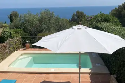 Image de Luxury Garden Apartment -New Private Pool- Panoramic Sea View