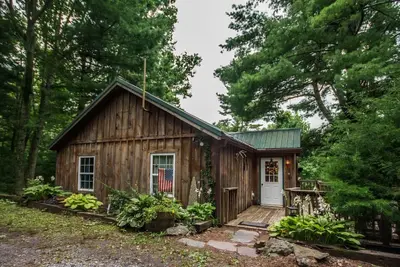 Image de Autumn Ridge cabane dans les Blue Ridge Mountains