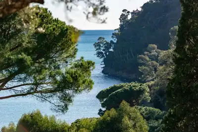 Image de La Dolce Vita Ă quelques minutes de la plage! ! avec piscine