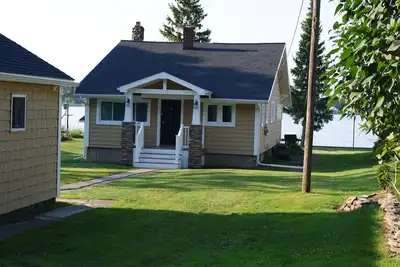 Image de Bungalow Cottage Bord de l'Eau