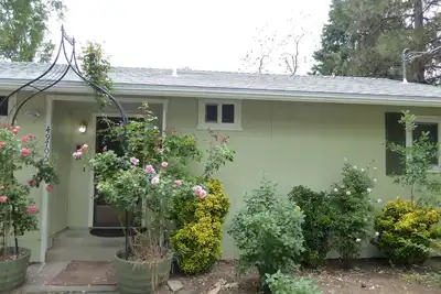 Image de Bungalow Quartier de la Nature - Adorable 10 miles à Yosemite