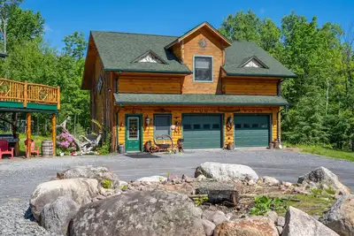 Image de *** Adirondack Rustic Lodge Ă quelques minutes de Whiteface ***