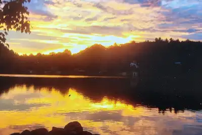 Image de Amusement familial au bord du lac à Wolfeboro!