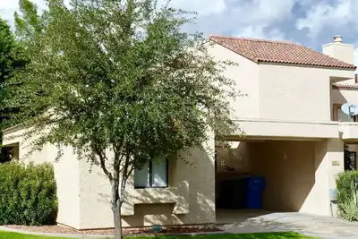 Image de Over the Moon dans ce confortable Moon Valley Condo