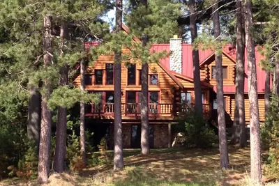 Image de Belle propriété au bord de l'eau avec une vue imprenable.