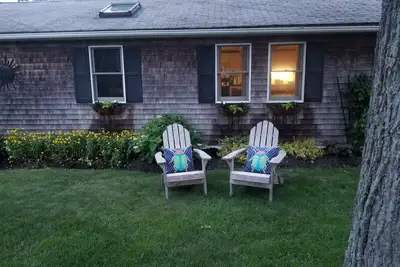 Image de Location Manomet plage hebdomadaire, chalet plan d'étage ouvert confortable