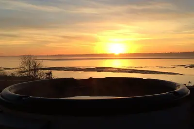 Image de Bourbon Place Retreat, bain à remous, salle de jeux