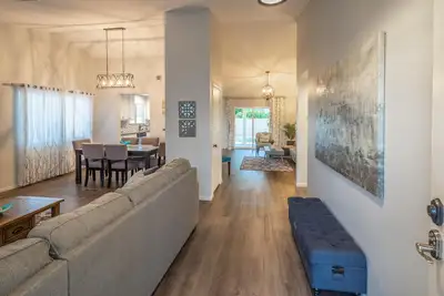 Image de Détendez-vous et profitez, cette belle maison, idéalement située sur le Strip!