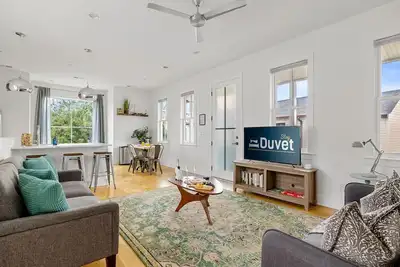 Image de 92 Spring D · Le Globetrotter Suite D