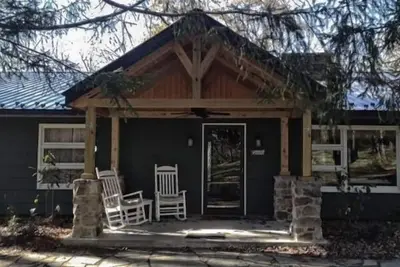 Image de Maison de montagne confortable près de Covington, Virginie, The Greenbriar et Homestead