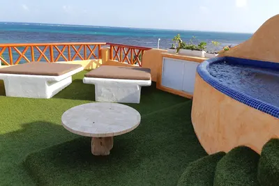 Image de Villa Sirenas a une vue magnifique et un endroit calme.