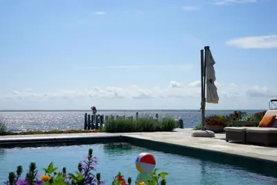 Image de Bayfront, 6 chambres piscine familiale creusée, paradis composé privé