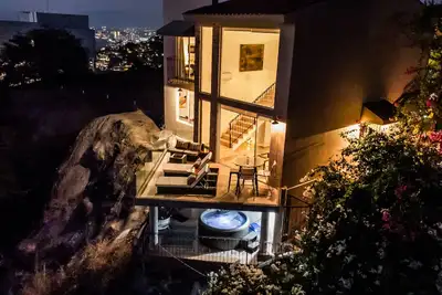 Image de Donnez-Moi Une Partie De Cette Magie De La Vieille Ville Pv Romantica Zone! Cliquez Ici! Villa & Voiture!