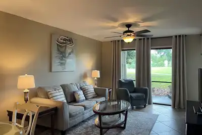 Image de Villa De Golf Au 1er ÉTAGE, 1 Chambre, 2 Salles De Bain