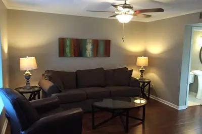 Image de Midtown-Overton Square \/ Cooper Jeune \/ Central Gardens # 2