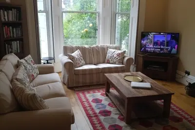 Image de 5 * Executive Apartment à Kensington, Londres avec Wifi gratuit. Pour 2 ou 4