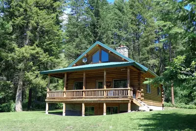 Image de Lac privé avec un 3 Bdrm 1 1/2 Bath Log Home. 175 acres