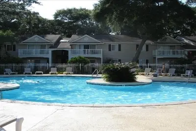 Image de Ocean Walk-Piscine chauffée Front Condo, avec des vues tropicales!