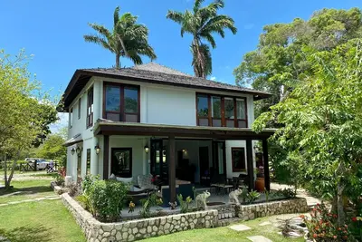 Image de Oceanfront Luxury Villa in Jamaica
