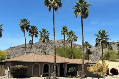 Image de Retraite familiale * Randonnées et pistes cyclables * Piscine privée chauffée, Wi-Fi gratuit * Équipement bébé