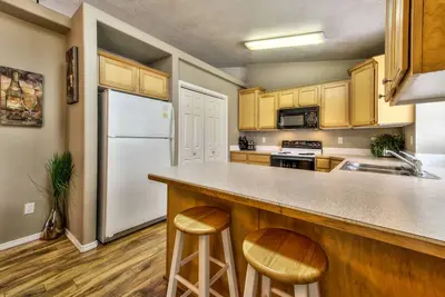 Image de Golf Course Community, SPÉCIALISTES En Relocation! ! !