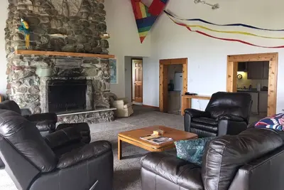 Image de Private Lake Lodge Getaway