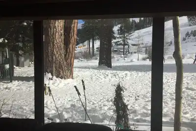 Squaw Valley Lodge Condo de Ski In / Ski Out - Meilleur emplacement de Mtn, Meilleur prix