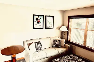 Image de Rimfire 2 Br, 2 salles de bains appartement; Ski-In / Ski-Out, coeur de la raquette Village