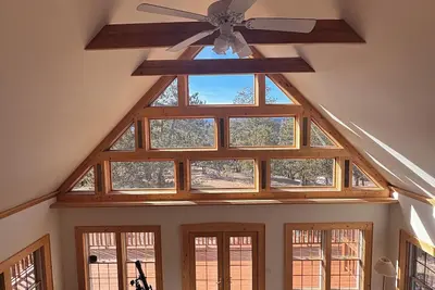 Image de Peace & Quiet Pratique pour Denver - Produits végétariens!