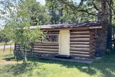 Image de The Calamity Jane Cabin - Historique McDonald Mountain Ranch