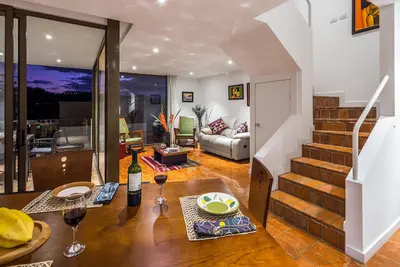 Image de Riverfront condo - Superbes vues dans le quartier historique de Cuenca