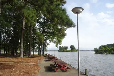 Image de Lake House Retreat - Ski / Fish / Relax sur \"The Rez\"