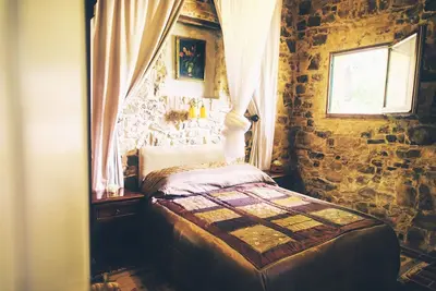 Image de Magnifique chalet 1 chambre avec jardin et vue sur les oliviers, la piscine