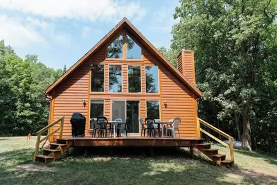 Image de Dramatic Chalet Lake Home (Pontoon Et Bateau De PÊCHE Gratuits Inclus)