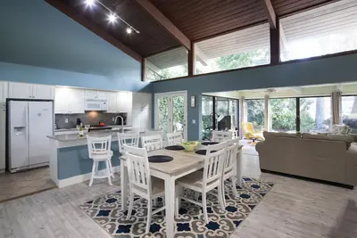 Image de Seapines, 3 / lit 2 / bain, courte distance de marche de la plage, Wifi gratuit, prêt de vélos, Tennis, Vue sur le golf