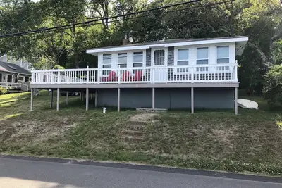 Image de La Cottage Douglass sur Prudence Island, Rhode Island