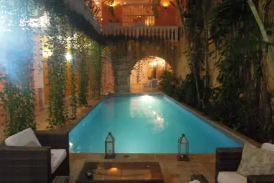 Image de 15 plus belle maison de maître disponible 4 louer à Carthagène