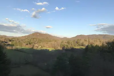 Image de Asheville Rural Masterpiece, Private, Mountain Views Yet Minutes Asheville