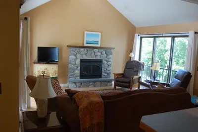 Ski In / Ski Out 3 + Bedroom Condo, Capacité 9+