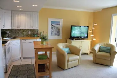 Image de ! ! Sensationnel! ! 19 étapes vers la plage! ! Gulf Front, magnifique condo! !