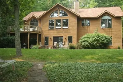 Image de Belle Maison sur Cedar Lake Leelanau N Shore à Leland, Mi