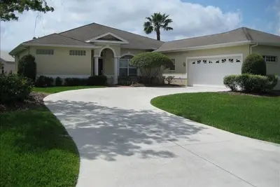 Image de Luxueuse maison de 3 chambres, piscine privée chauffée, club de golf exclusif Tara