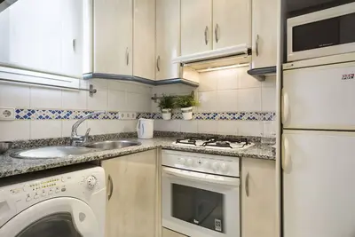 Image de Art Nouveau Barcelona Apartment, on historical Eixample neighborhood.