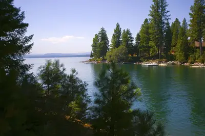 Image de Restez au Hb Ranch. Deux cabines pour 6 personnes chacune.