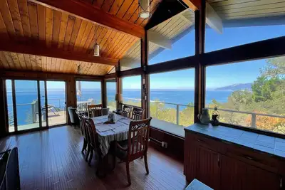 Image de Côte sud de Big Sur; Retraite paisible avec une vue imprenable