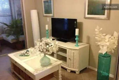 Image de Elégant 1 Br Tropical Vibe Relax