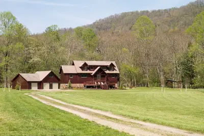 Image de Toccoa rivière Façade Avec année Vue sur la montagne