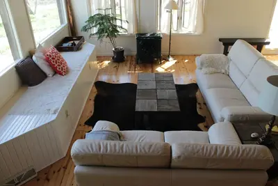 Image de Douce Hills Farm Guesthouse: A Minutes Rural Retreat de Ville