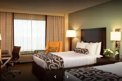 Image de SuperBowl Crown Plaze Beautiful Hotel